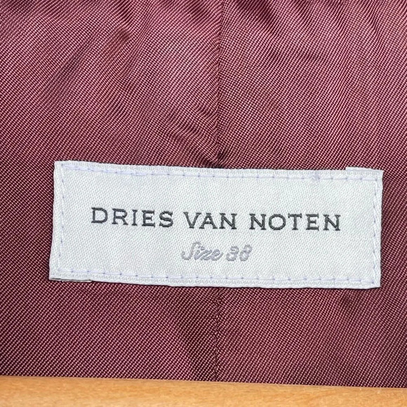 Dries Van Noten
Stretch-Cotton Corduroy Jacket in fuchsia size 38/small - Picture 5 of 17